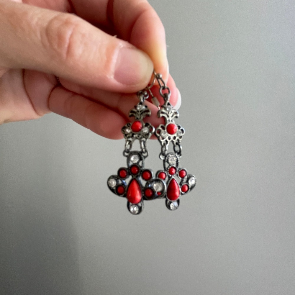 Stone Metal Dangle Earrings Red‎ Y2K Rhinestones Artsy Jewelry Vamp Renaissance